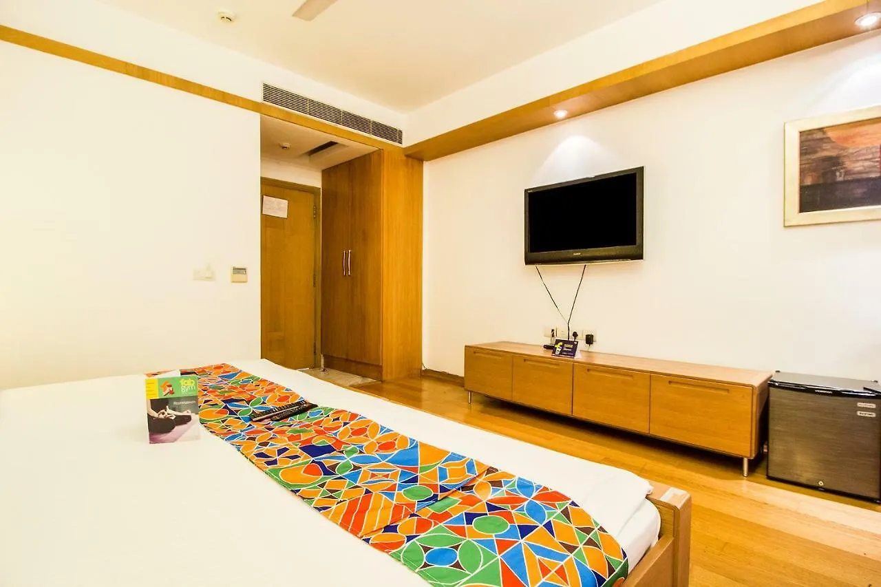 Hotel Fabhotel Raj Darbar Gurgaon