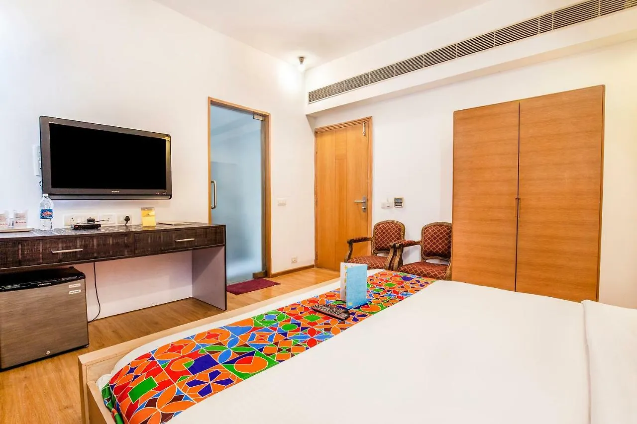 Hotel Fabhotel Raj Darbar Gurgaon